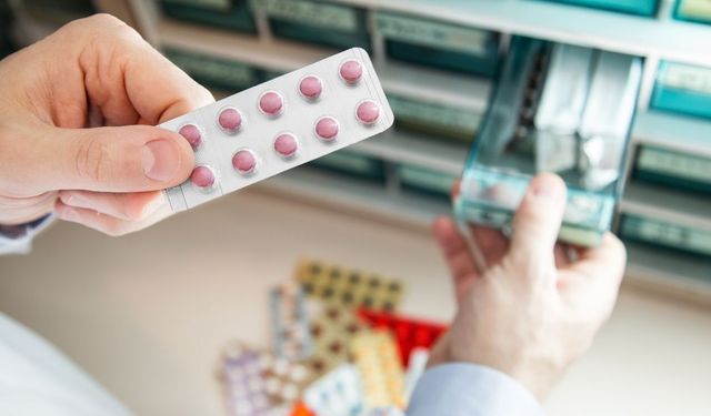 Gereksiz antibiyotik kullanımı dirençli bakterilere yol açabilir! Uzmanlardan gereksiz antibiyotik kullanımı uyarısı