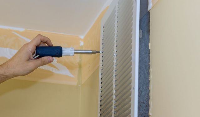 Evinizde sürekli toz birikiyorsa nedeni sandığınızdan farklı olabilir! Birçok kişi yıllarca temizlemiyor