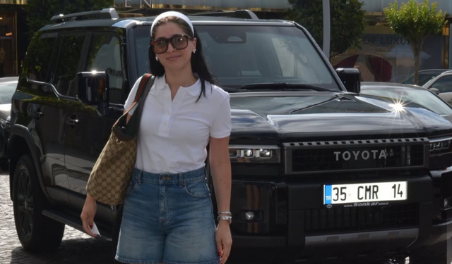 Cemre Baysel’in milyonluk aracı dikkat çekti! Özel plaka gözlerden kaçmadı