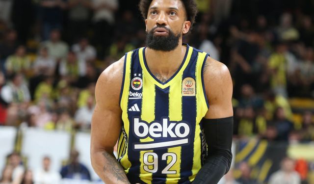 Fenerbahçe üstünlüğü ele geçirdi! Seride 2-0 öne geçti