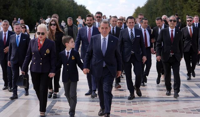 Galatasaray’dan Anıtkabir’e anlamlı ziyaret
