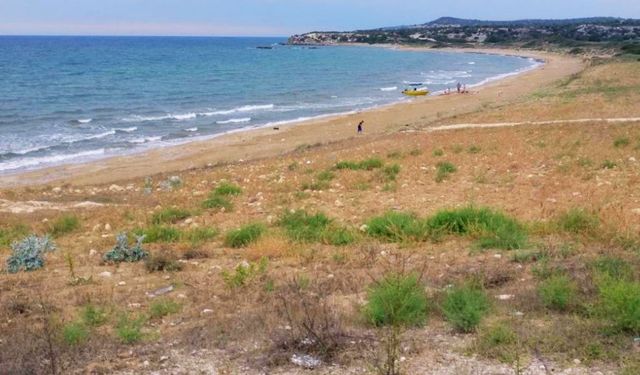 İzmir’de kalabalıktan uzak deniz arayanlara! Gitmeden önce bu detayı mutlaka bilmelisiniz: Foça’nın popüler o rotası