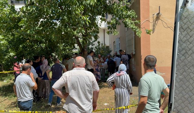 Evinin penceresinden düşen down sendromlu çocuktan acı haber