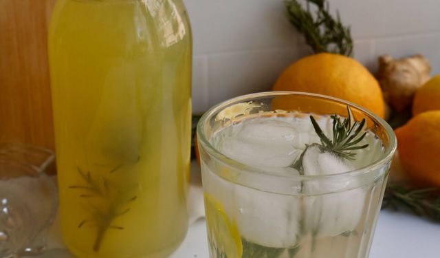 Biberiye limonatası yazın yeni favorisi seçildi! Kafe menülerinden evlere taşındı