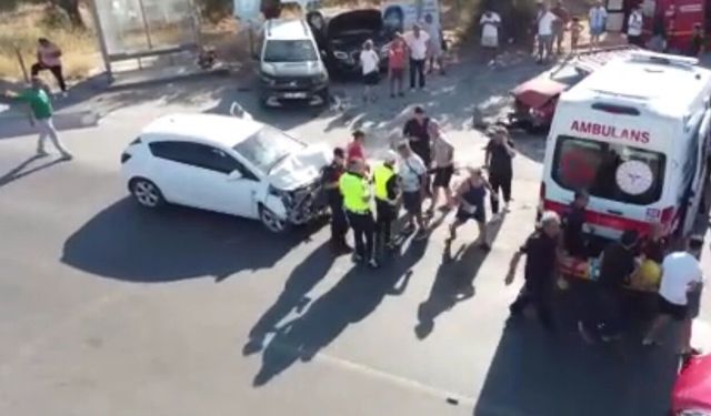 İzmir-Çanakkale yolunda korkutan kaza! 4 araç birbirine girdi