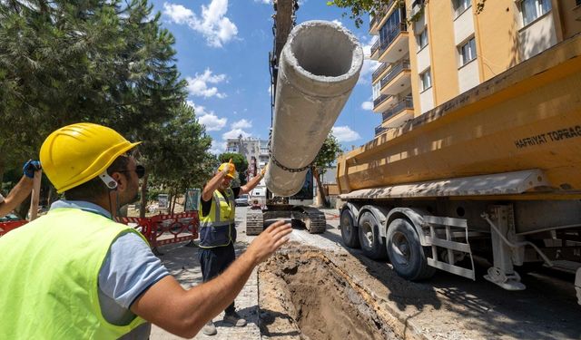 İzmir'de 5 ilçede su baskınlarına karşı büyük adım! Taşkın riskini azaltacak proje başladı