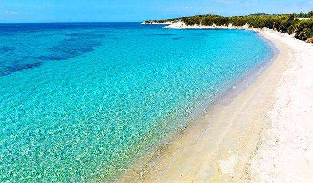 İzmir'e yakın tatil rotası arayanlara! Ulaşımı basit, ücretsiz ve temiz o plajlar belli oldu: İşte en yakın o plajlar