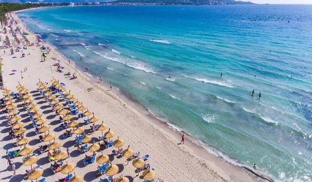 Ne Çeşme ne Seferihisar...Ücretsiz giriş, berrak deniz ve huzur bir arada! Bir kez giden yeniden geliyor
