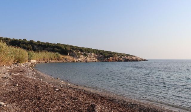 Ulaşımı zor, manzarası unutulmaz! Cam gibi turkuaz denizi ve huzur dolu doğası ile Karaburun'un en bakir koylarından!