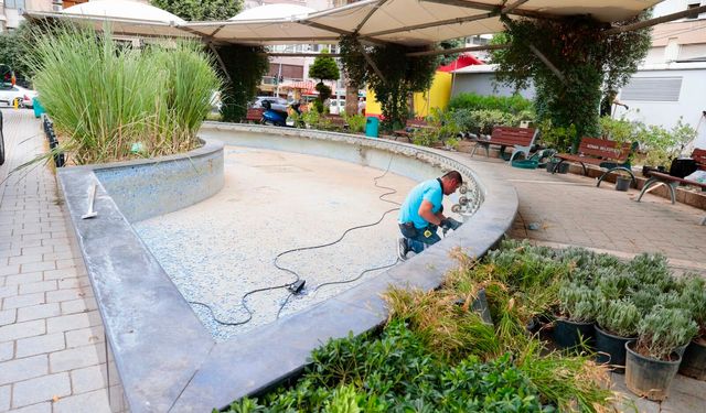 Konak’ta parklar dört mevsim yeşil kalacak! Yenileme seferberliği başladı