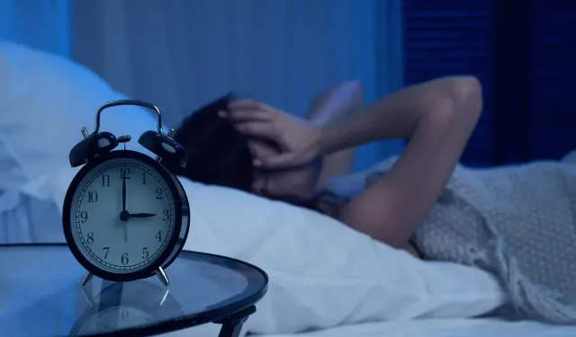 Geceleri sürekli 6 saatten az uyuyanlar dikkat! Uzmanı uyardı: Bu belirtileri göz ardı etmeyin