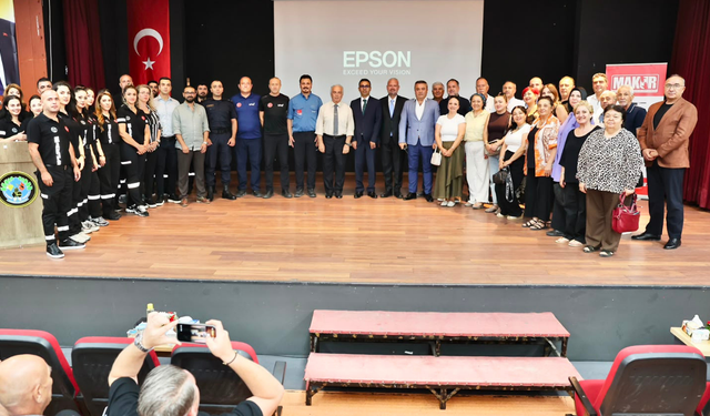 17 Ağustos’un 27. Yılında Menemen’de deprem gerçeği masaya yatırıldı
