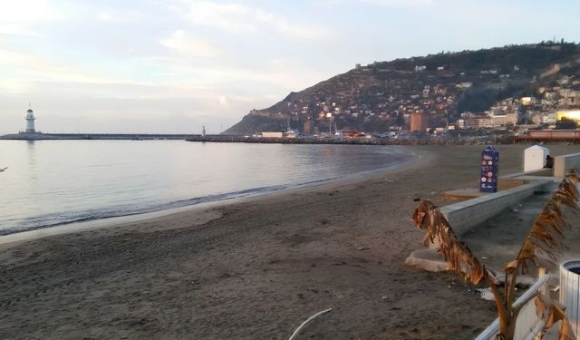 Şehirden uzaklaşmadan tatil yapmak mümkünmüş! Sığ denizin tadını ücretsiz çıkarın