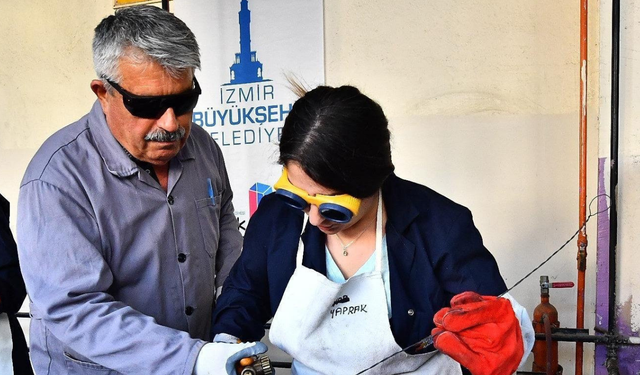 İzmir’de meslek öğrenmek isteyenler buraya akın edecek! Ücretsiz kurslar kapılarını açıyor