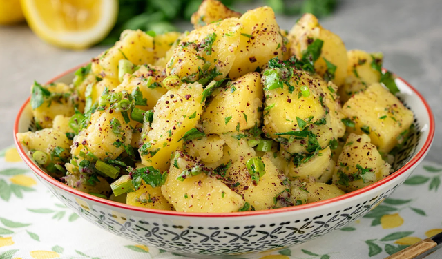 Patates salatasının sırrı ortaya çıktı! Böyle yapınca herkes tarifini soracak