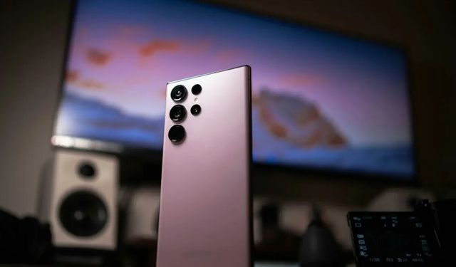 Galaxy S27 Ultra böyle mi olacak? Samsung’un yeni kamera tasarımı gündem oldu