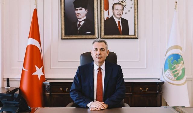 İzmir Valisi Elban’dan 30 Ağustos mesajı: “Büyük bir gururla kutluyoruz”