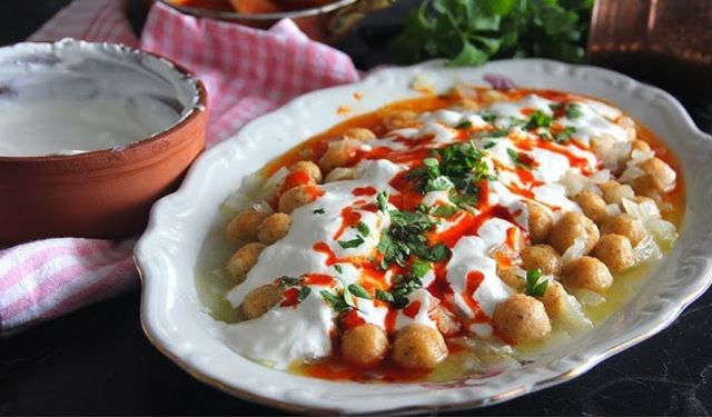 Tarhanayı bir de böyle deneyin! Hazırlanışı basit, lezzetli ve çıtır çıtır tarhana köftesi tarifi