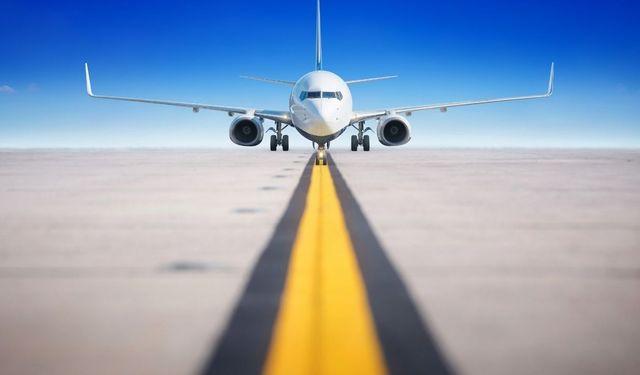 Havada korku dolu anlar: Pilot gizli alarm kodunu kullandı! Air India uçağı acil iniş yaptı