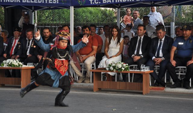 Bayındır’da 104 yıllık gurur! Kurtuluş günü törenlerle ve coşkuyla kutlandı