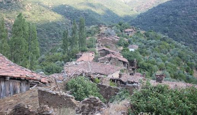 İzmir’in hayalet köyü!  Sokaklarında zamanı unutacak unutulmaz bir yolculuğa çıkacaksınız