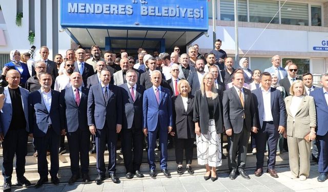 Menderes-Gümüldür yolu için kritik adım: Bakan Uraloğlu ihaleyi duyurdu