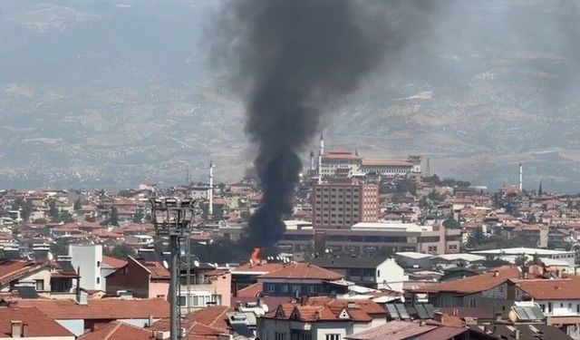 Son Dakika: Fabrikada yangın çıktı!