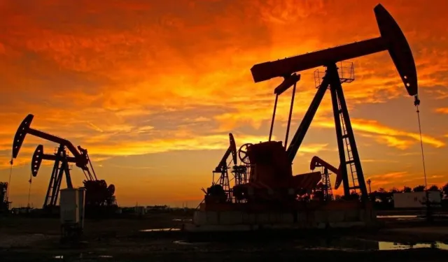 Bakan Bayraktar duyurdu: Diyarbakır’da 24 kuyuluk petrol arama programı