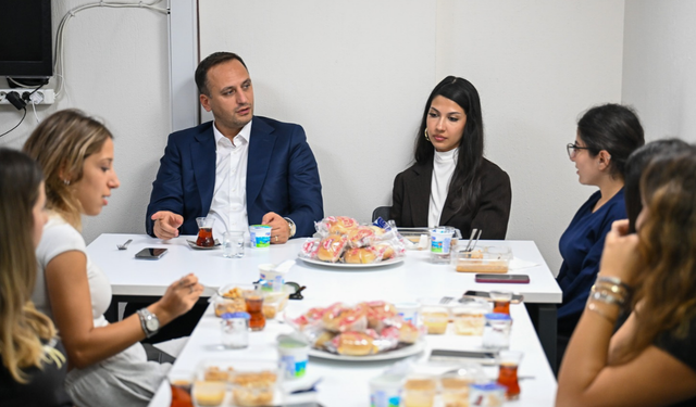 Başkan Eşki öğrencileri ziyaret etti! Öğrencilerin taleplerini dinledi