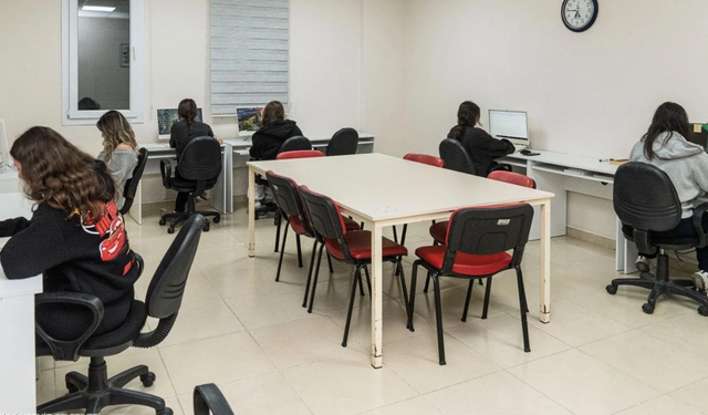 Özel yurt fiyatlarına alternatif! İzmir’de kız öğrencilere uygun fiyatlı konaklama imkanı