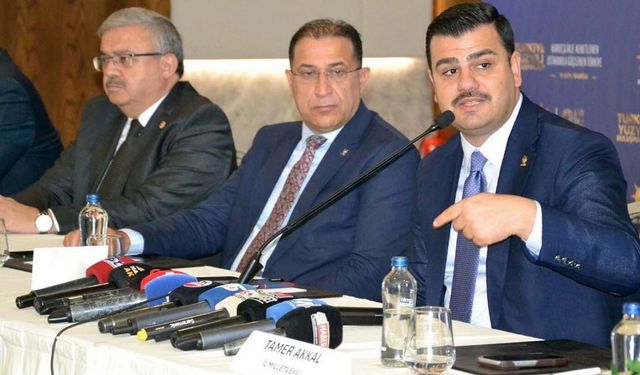 Manisa’da gündem olan açıklama! Eyyüp Kadir İnan’dan Özgür Özel’e dikkat çeken sözler