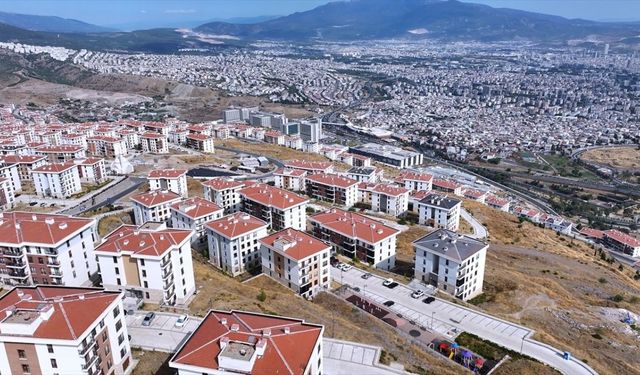 İzmir depreminin üzerinden 6 yıl geçti! Bakan Kurum son rakamları açıkladı