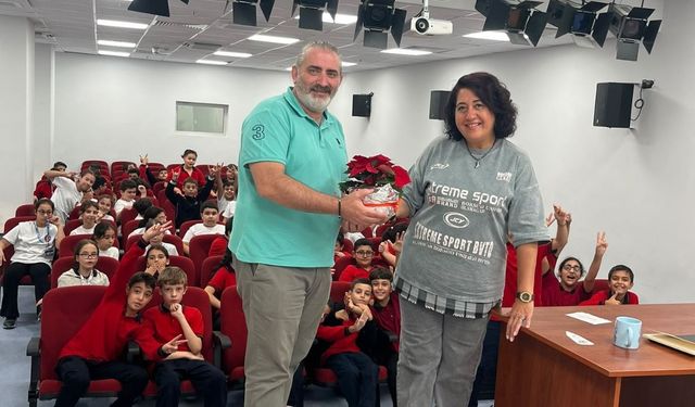 Konak’ta öğrenciler için anlamlı etkinlik! Çocuklara kendini koruma bilinci kazandırıldı