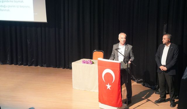 Seferihisar’da 3. Yaş Üniversitesi’nde güz dönemi başladı