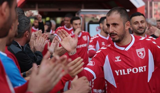 Şampiyon Samsunspor sahaya iniyor