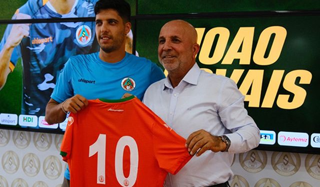 Joao Novais yeniden Alanyaspor’da