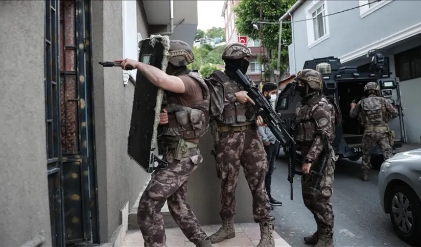 Türkiye genelinde bölücü terör örgütüne yönelik 466 operasyon