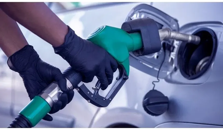 Deposu boş olanlar dikkat! Akaryakıt tabelalarında son durum: Benzin, motorin ve LPG fiyatları belli oldu