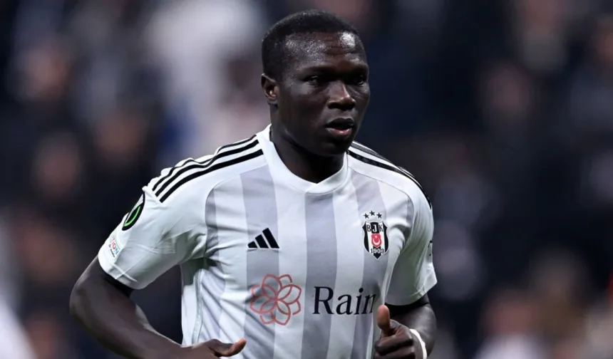 Aboubakar yeniden Türkiye'de! Yeni takımı resmen belli oldu