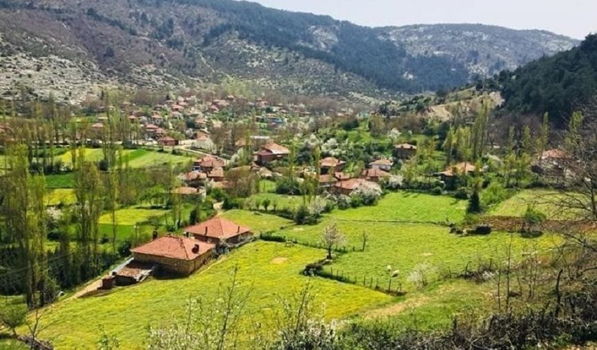 Asırlık lezzetin methini duyan soluğu Ödemiş’te alıyor!