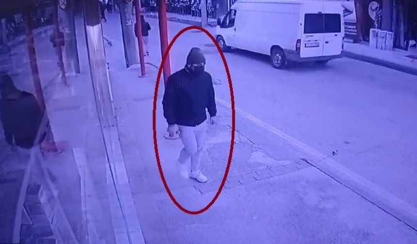 Maske taktı masum emeklileri terör tehdidiyle korkutup dolandırdı! Sahte polis yakalandı