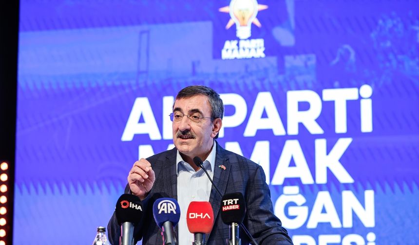 CB Yardımcısı Yılmaz AK Parti İlçe Kongresi’nde konuştu: "Türkiye'ye yönelik tehditlere müsamaha gösteremeyiz!"