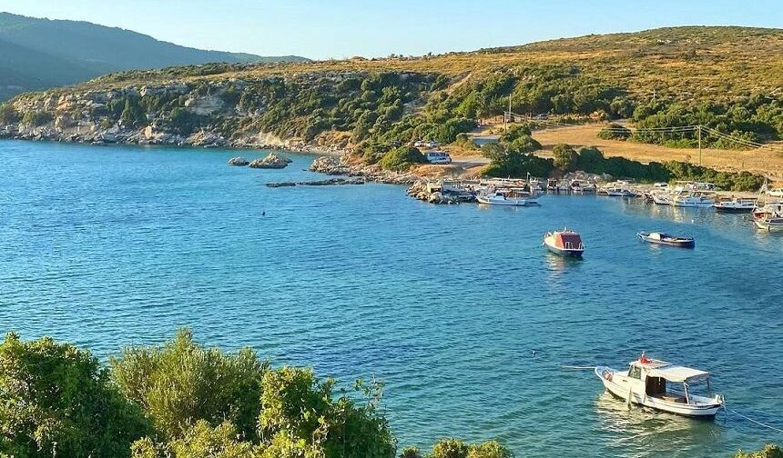 Ne Çeşme ne Bodrum! Cam gibi deniziyle Maldivler'i aratmıyor, doğallığıyla büyülüyor! Kalabalıktan kaçan buraya koşuyor