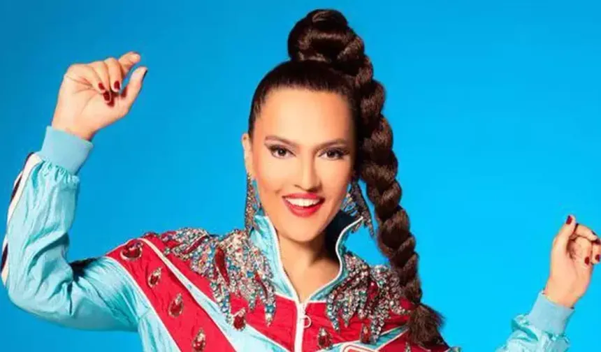 Demet Akalın 53. yaşını nostaljik paylaşımla kutladı