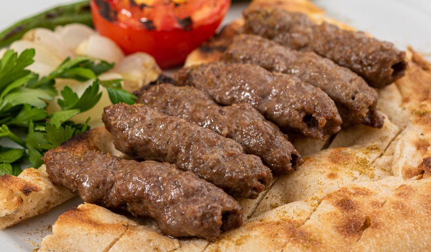 Ege Bölgesi’nin en sevilen 10 köftesi: Bu lezzetler dünyaya parmak ısırtıyor!