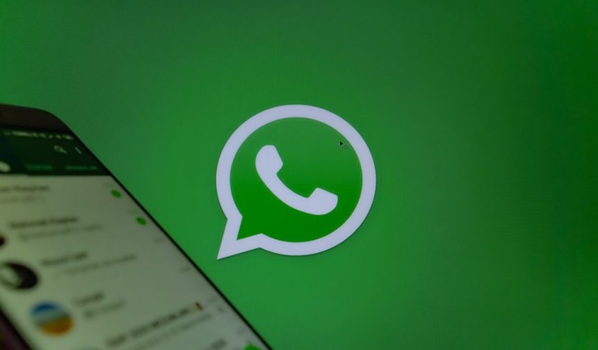 WhatsApp'ta gizlilik dönemi sona erdi: Mesaj okuyucular paçayı ele verecek