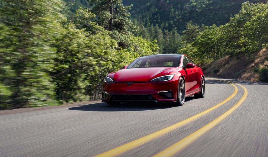 Tesla, Model S ve Model X’in yeni sürümünü tanıttı: Menzil rekoru kırıldı