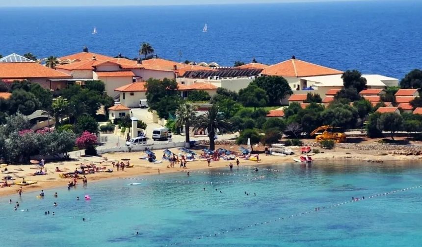 İzmir’de eylül kaçamağı! Denizi sıcak, girişi tamamen ücretsiz
