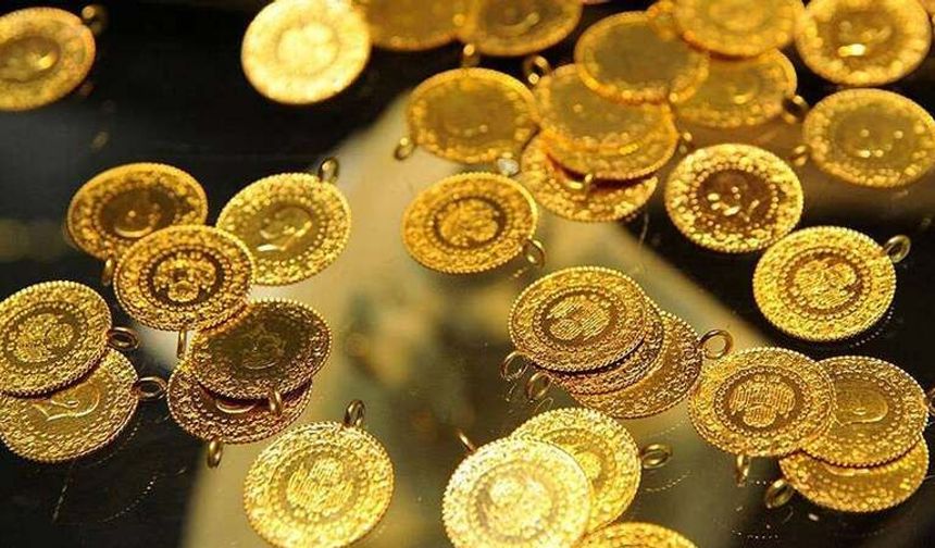 Altında ibre bir gecede tersine döndü! Gram yükseldi, çeyrek altında 11 bin TL sınırı aşıldı