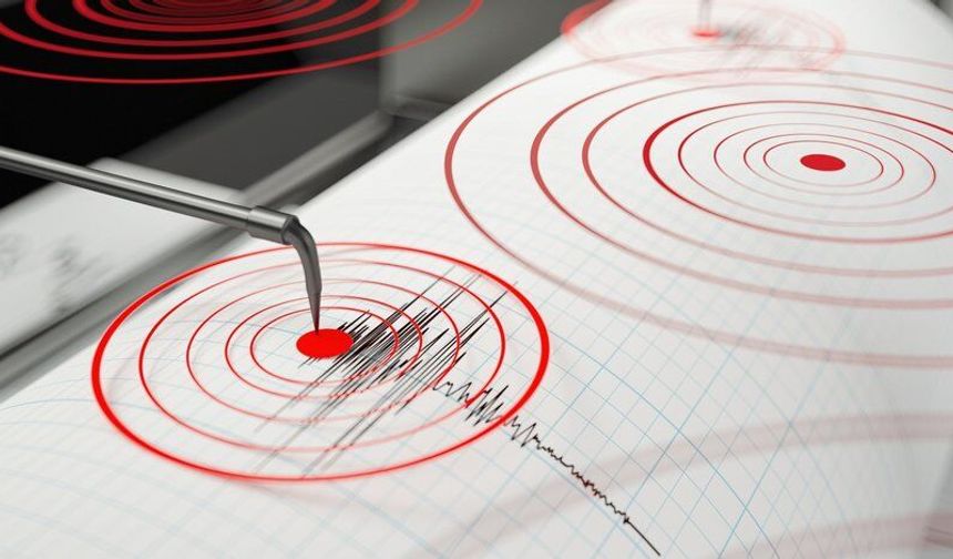 7,3'lük depremden sonra bölge 5,3 ile yeniden sallandı! İşte ilk bilgiler